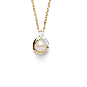 9ct Yellow Gold Freshwater Pearl And Diamond Pendant